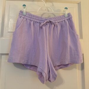 CROSBY BY MOLLIE BURCH Sarah Shorts in lilac size M